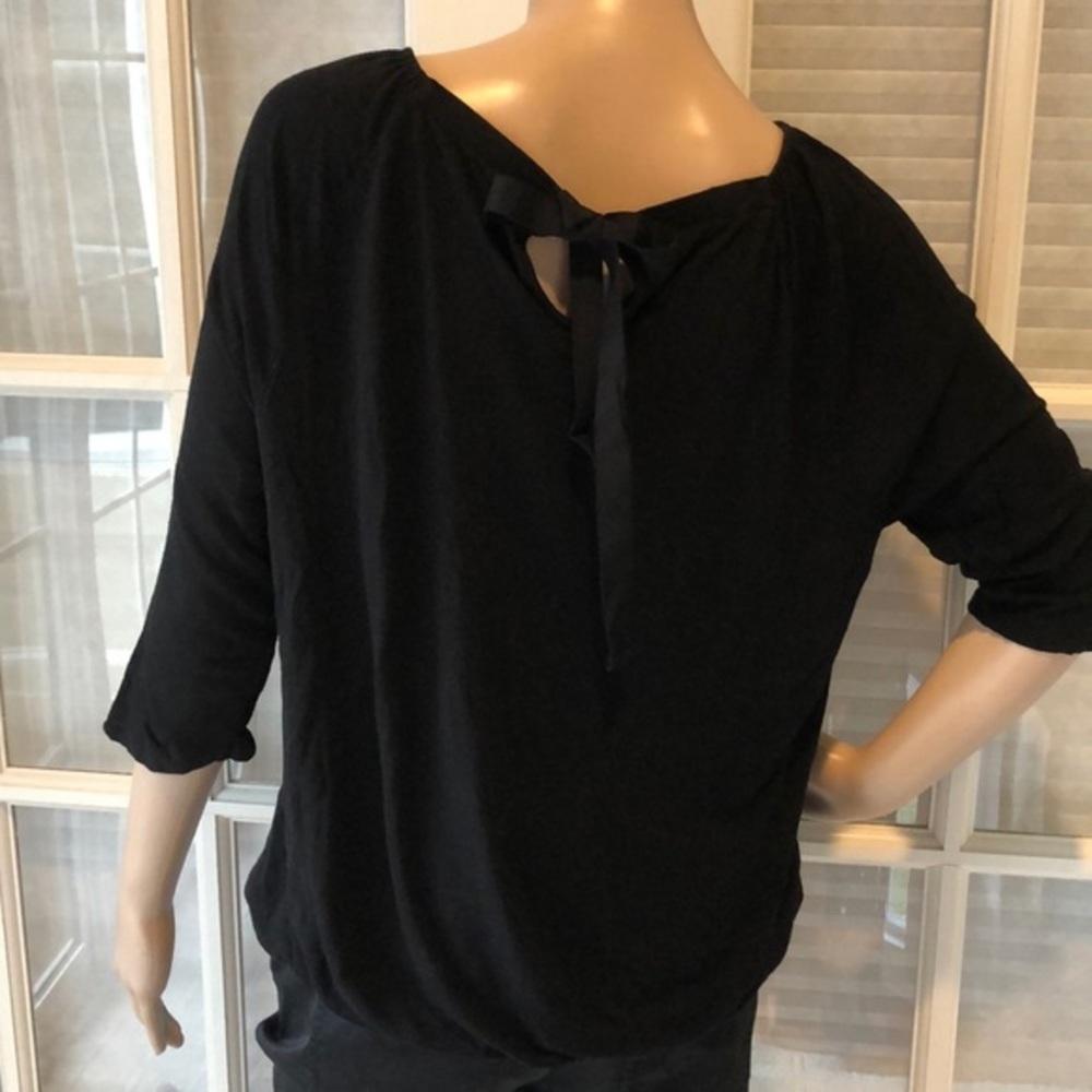 Ann Taylor Loft blk 3/4 sleeve jewel neck top - Picture 2 of 8